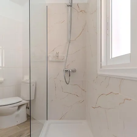 Colina Blanca Sunset View 公寓 *